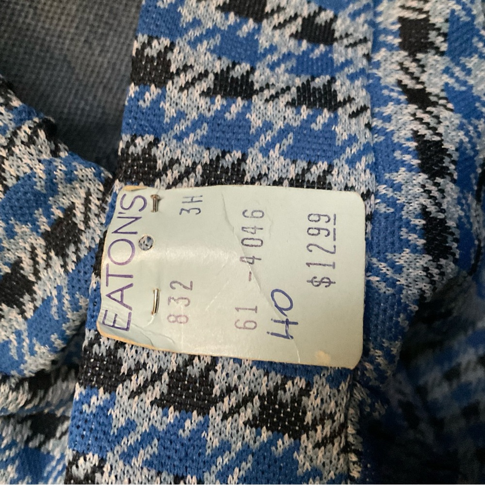 “VINTAGE” Eaton’s new old stock groovy blue checkered wide leg cuffed pants. - Picture 8 of 12